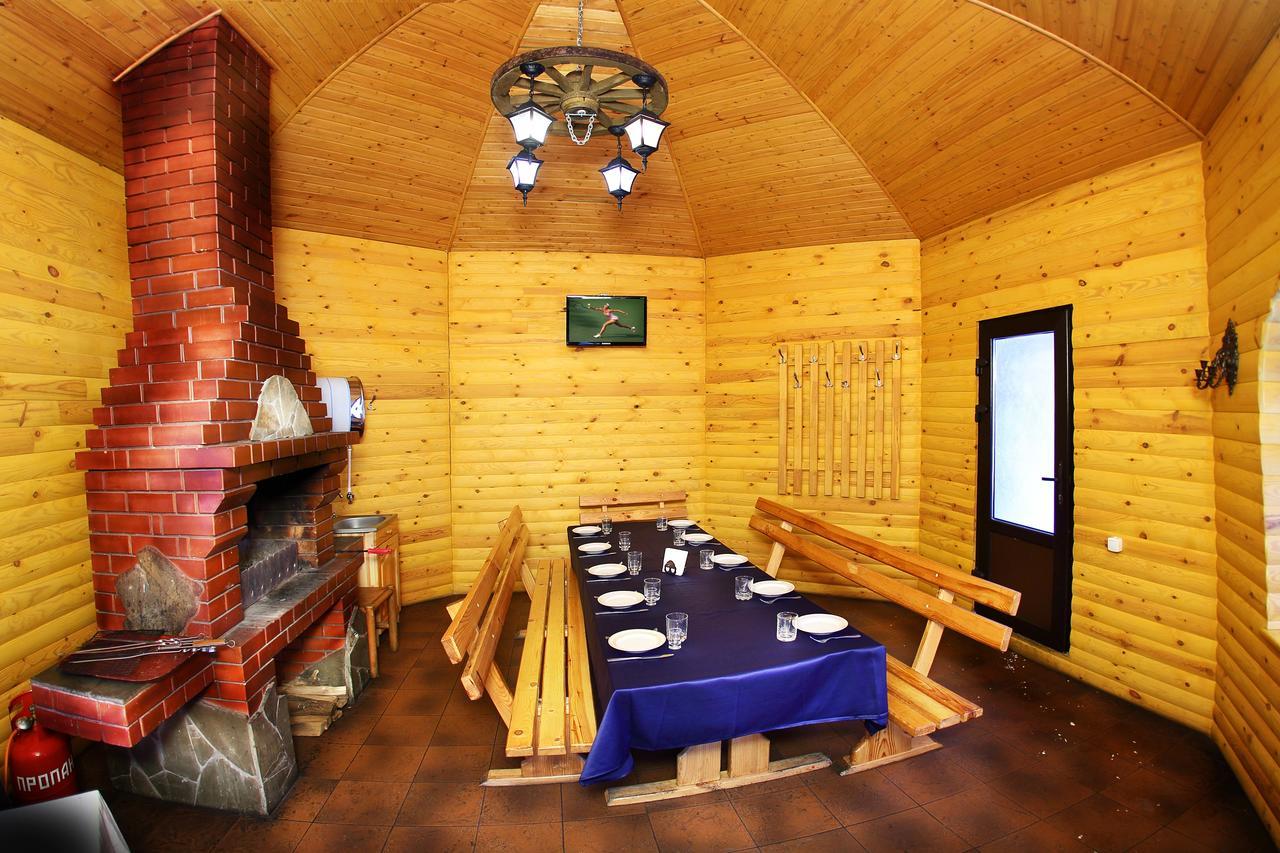 Hôtel Usadba Kurkulya à Mogilev Extérieur photo